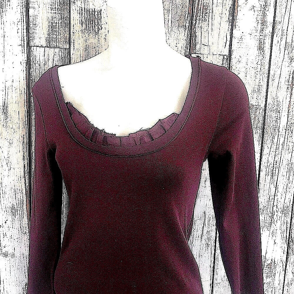 New never worn feminine sexy J Crew Perfect fit soft tee